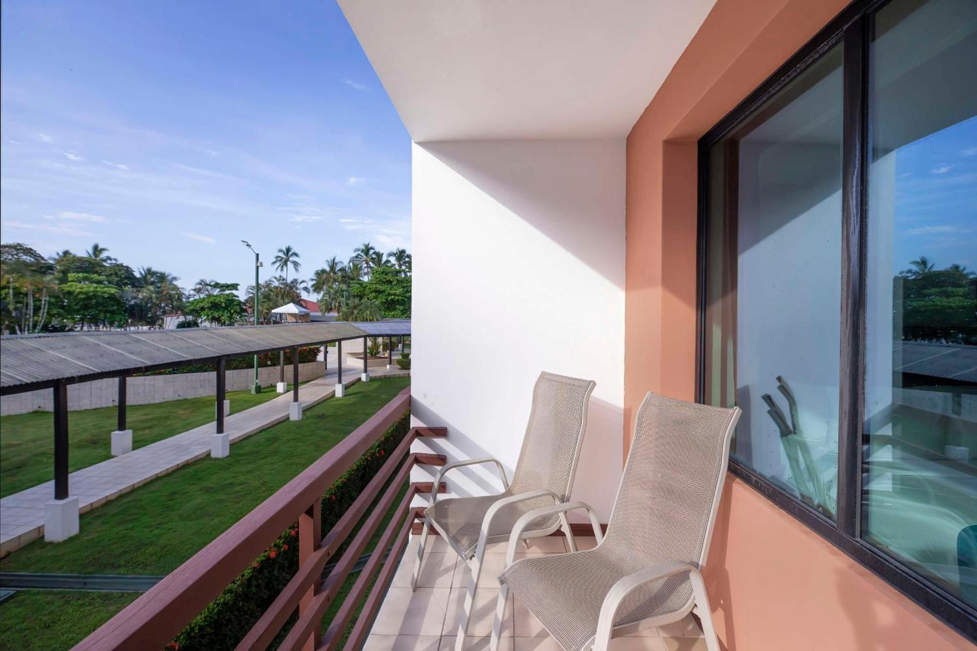 เบสต์ เวสเทิร์น คาโก บีช ออล อินคลูซีฟ รีสอร์ต Hotel ฆาโก ภายนอก รูปภาพ